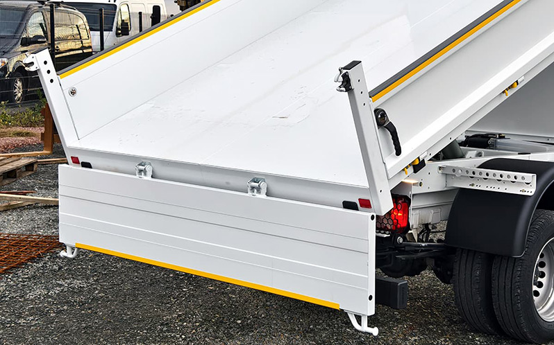 Benne Excalibur, poteaux arrières