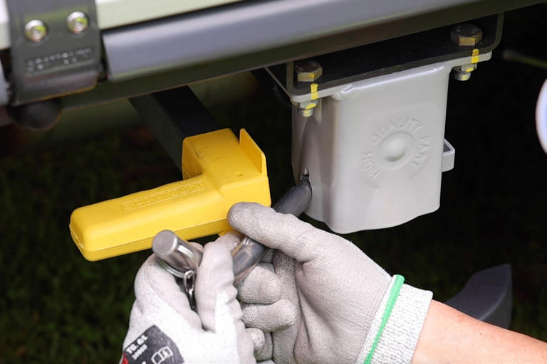 Cabreta tribenne, détrompeur de sécurité